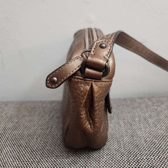 Coach Vintage Bronze Cervo Leather Small Camera Crossbody Bag. In excell… - Picture 8 of 10